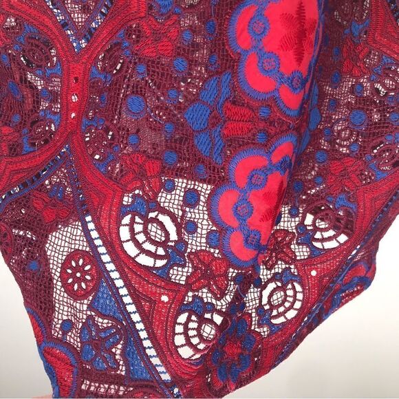 AMT NEW Deep Red Crochet Floral Mini Sheath Dress - Picture 12 of 13